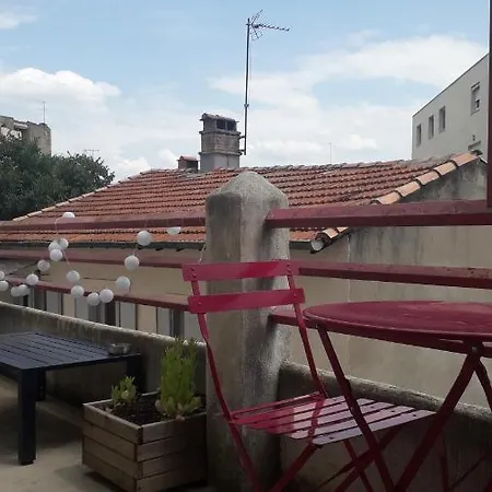 Appartement Centre-Ville Avec Terrasse Montpellier Exterior photo